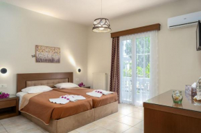 Stathis Rooms - 300m from Kalamaki Beach, by ZanteWize